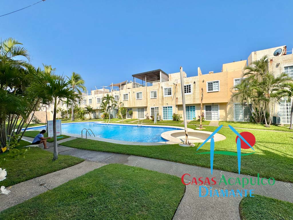 Puente Del Mar Wonder I Casa 24 - Salida a las áreas comunes 1